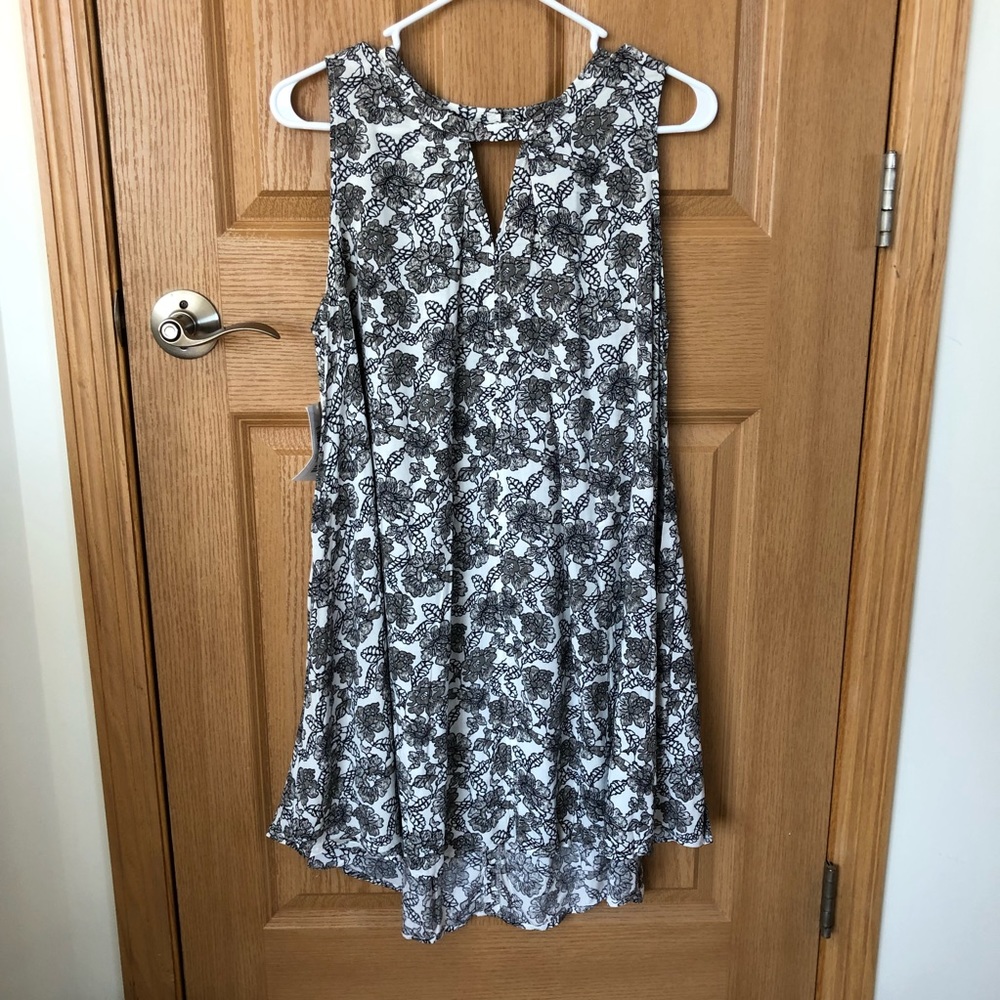 🌟NWT🌟 PINK LILY BOUTIQUE Floral Dress